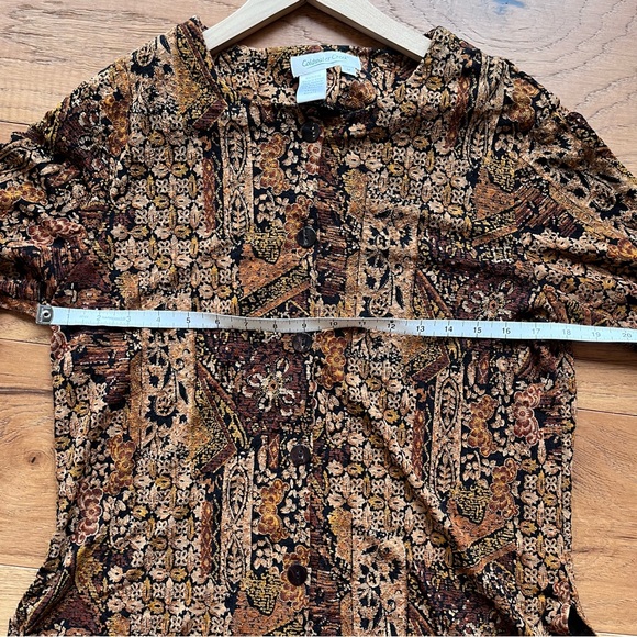 5/$30🦄 Patterned Coldwater Creek Top - Picture 4 of 5